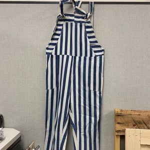 Striped oversized overalls